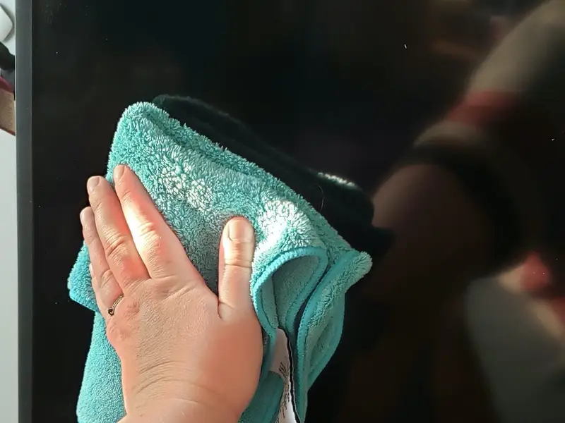 نحوه تمیز کردن تلویزیون سامسونگ