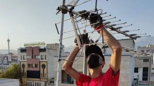تنظیم نبودن انتن و قطع وصل شدن تصویر تلویزیون